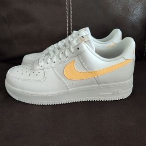 Nike Air Force 1 Low Melon Tint Womens Shoes Size 8.5 Brand New In Box